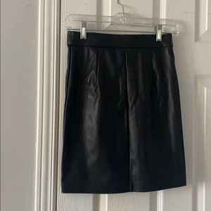 LEATHER SKIRT NEW !